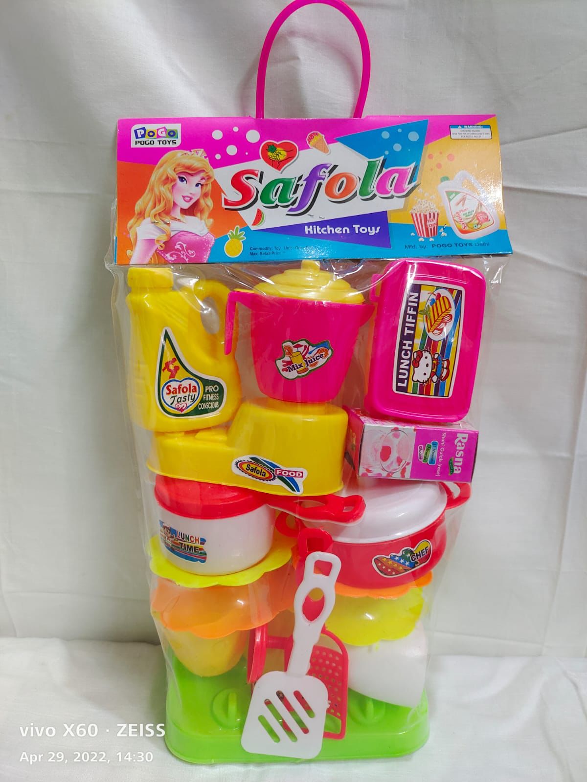 Pogo Toys Safola Kitchen Set
