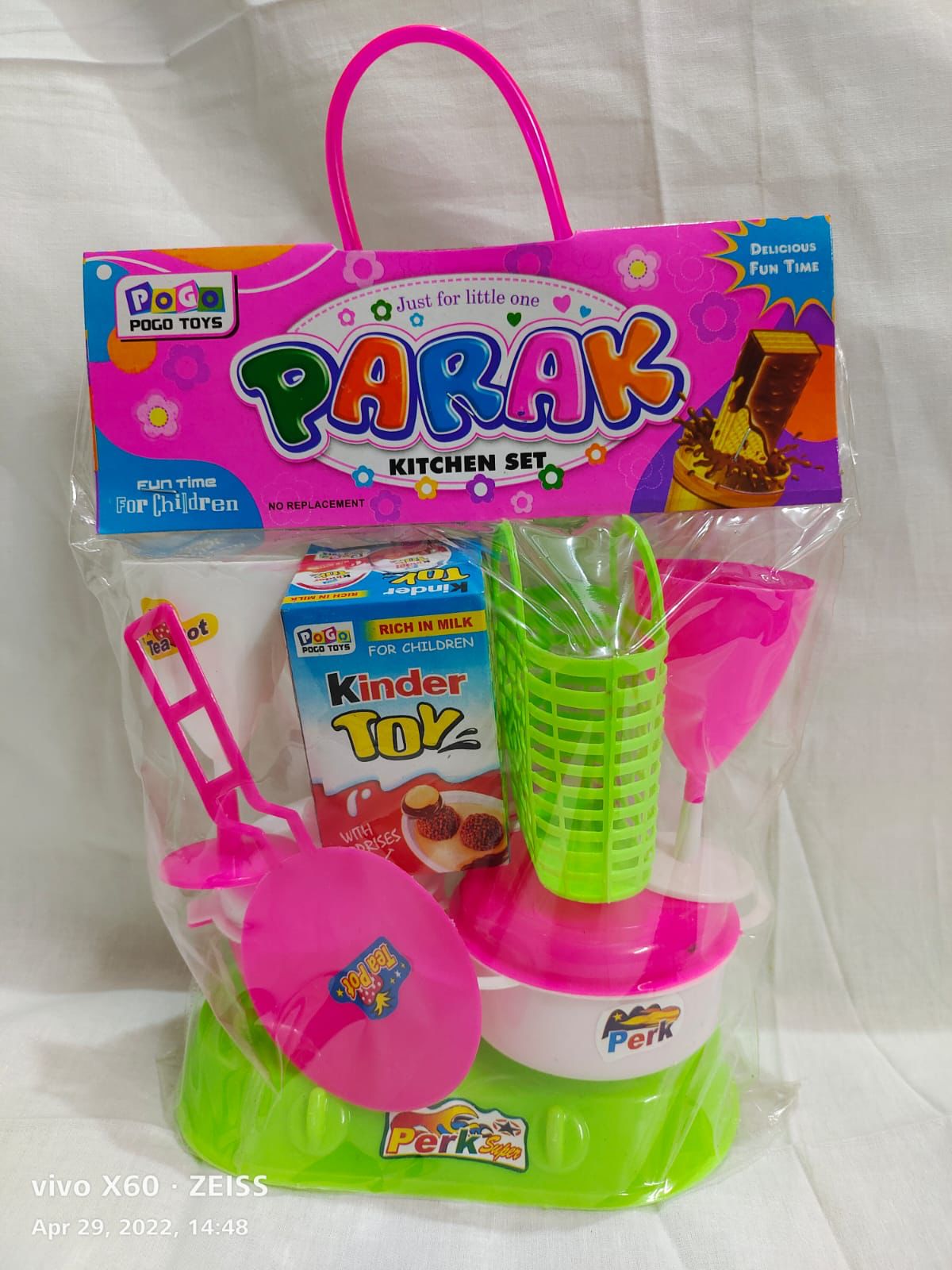 Pogo Toys Parak Kitchen Set
